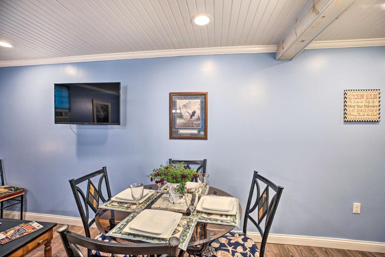 Updated Williamstown Apartment With Kitchen! Екстериор снимка